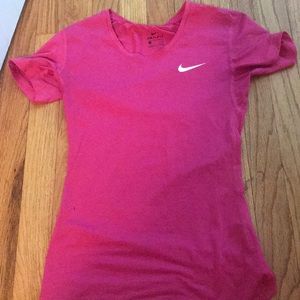 pink short sleeve nike